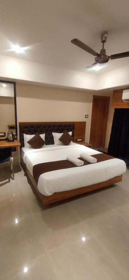 Aditya Inn กูวาฮาติ ภายนอก รูปภาพ