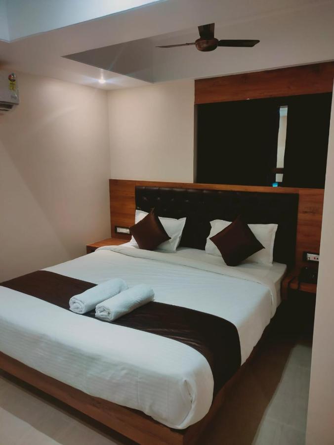 Aditya Inn กูวาฮาติ ภายนอก รูปภาพ