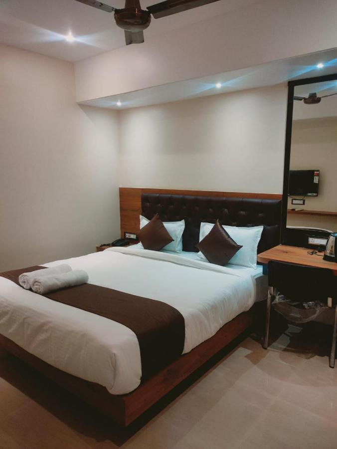 Aditya Inn กูวาฮาติ ภายนอก รูปภาพ